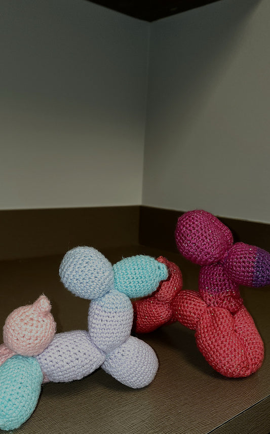 Crochet balloon dogs